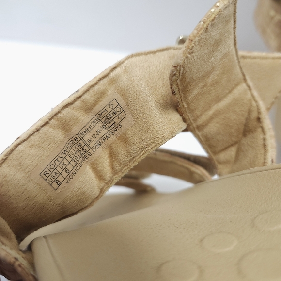 Vionic Rio Womens Sandals Size 8 Wedge Strappy Buckle Comfort - Picture 5 of 6